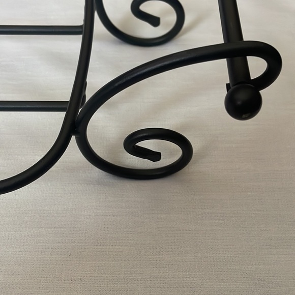 Longaberger Wrought Iron Casserole 8x8 - Picture 3 of 7